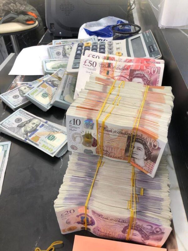 undetectable counterfeits notes